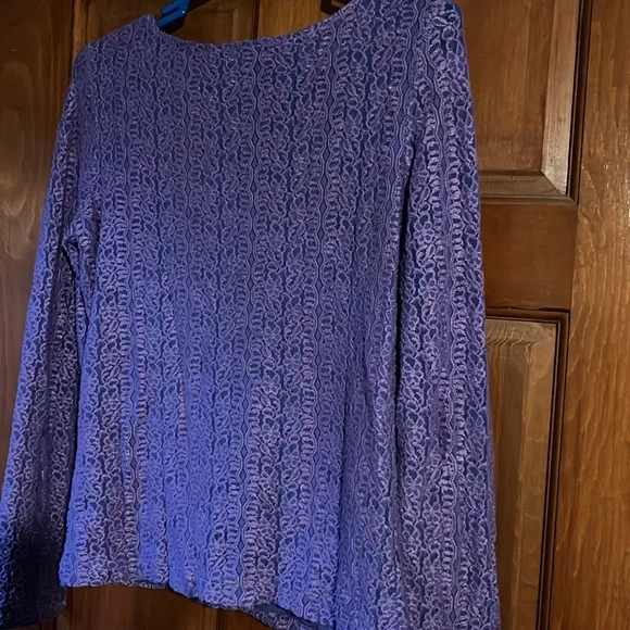 J Jill top size small , lace overlay. - Picture 2 of 6